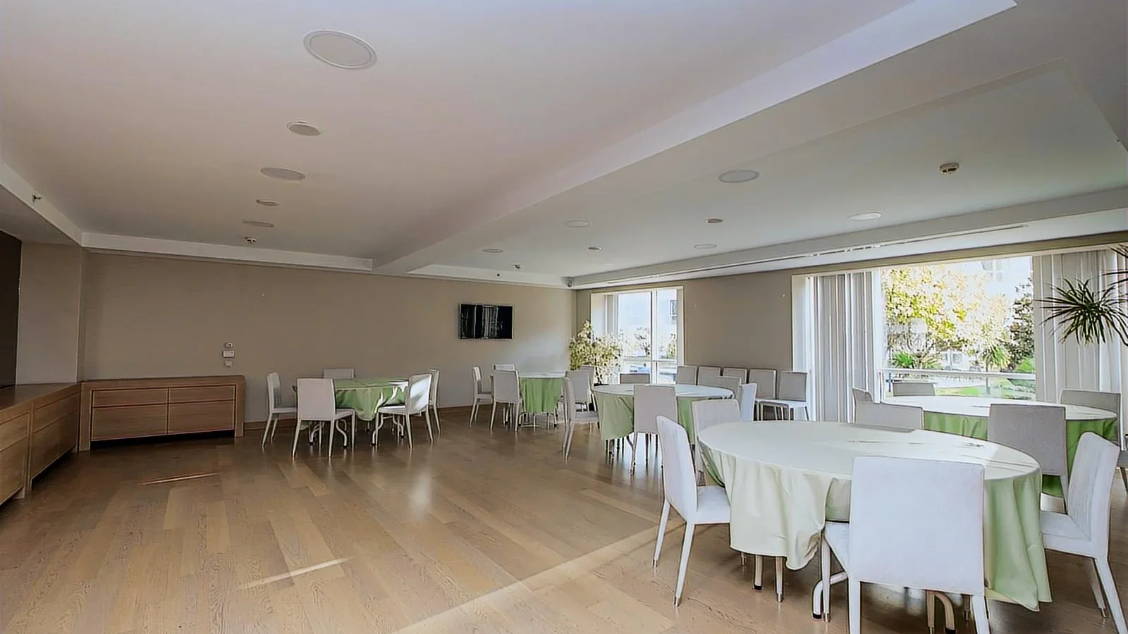 Mutluol Proje'den Four Wınds Park Resıdence'da 4+1 Kiralık Daire